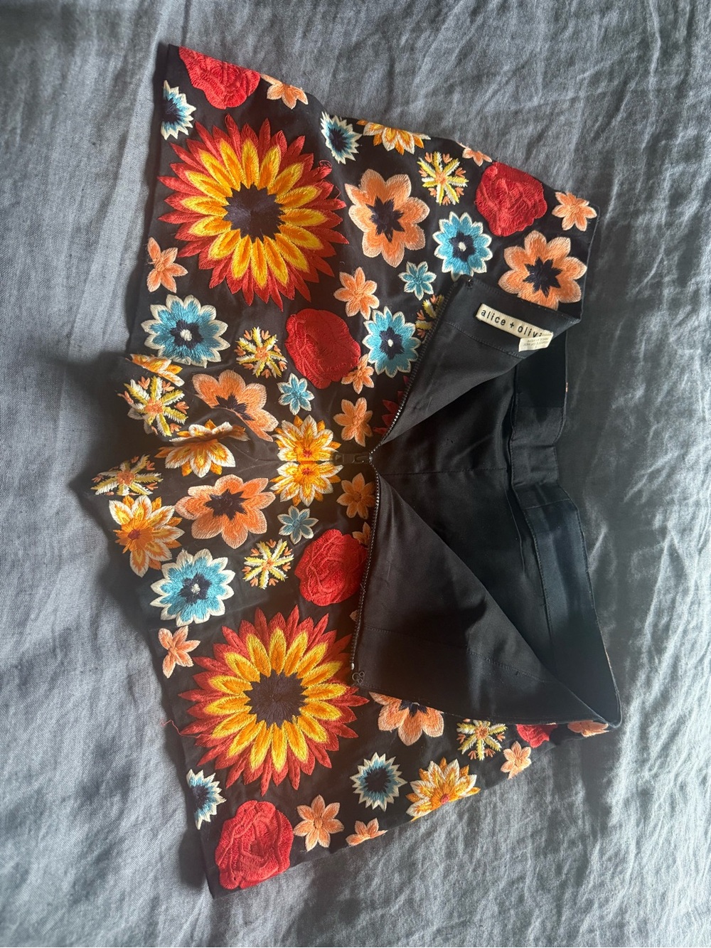 Alice + Olivia Black Top with Orange and Cream Floral Embroidery - Picture 2 of 4